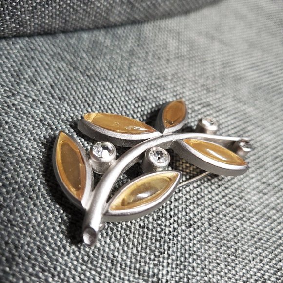 Brooch - Picture 3 of 6